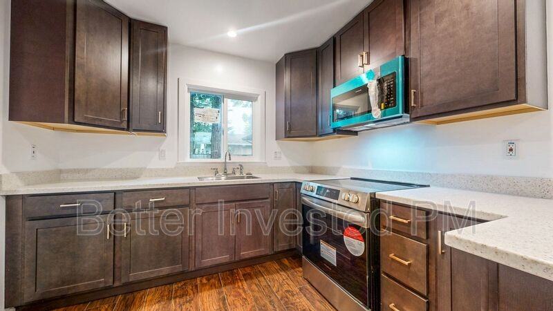 531 Living Oak Ct - Photo 2 of 14