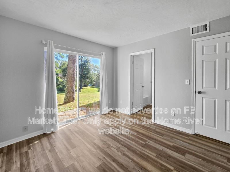 11563 Se 57th Ct - Photo 7 of 20