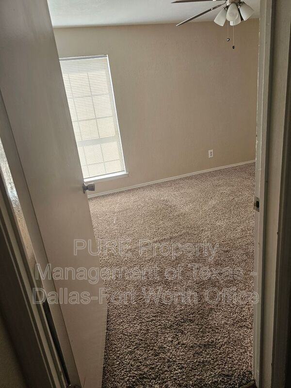 810 810/203 Castleglen Drive - Photo 7 of 23