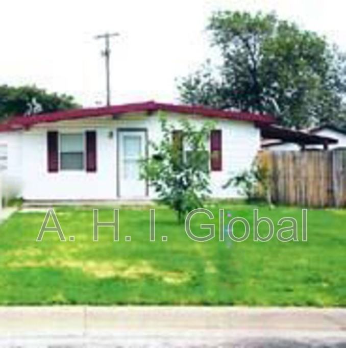 4421 S Hayden St - Photo 3 of 3