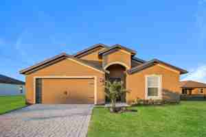 featured image of 885 Youngreen Dr