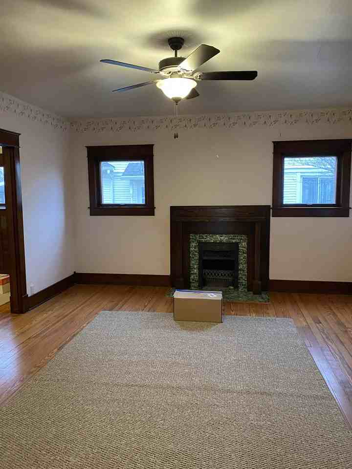 142 N Main St - Photo 2 of 13