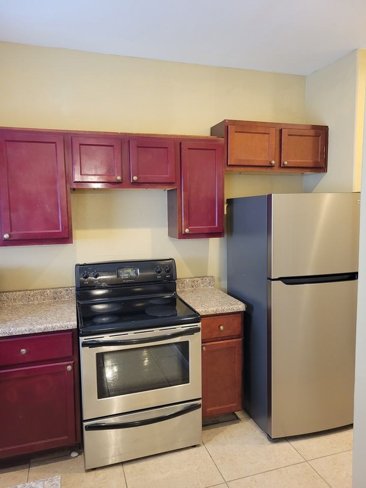 14926 Darbydale Dr - Photo 2 of 16