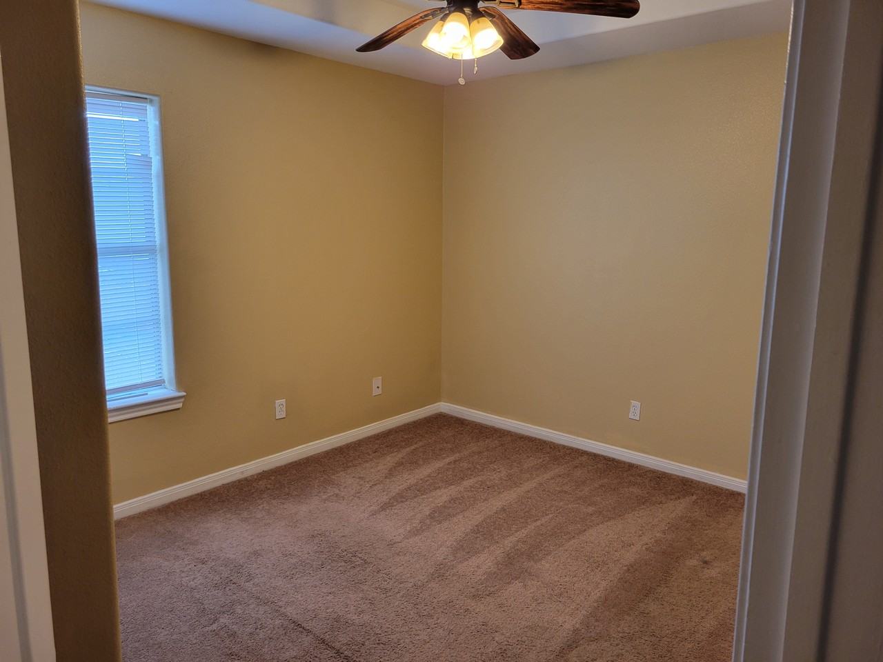 14926 Darbydale Dr - Photo 7 of 16