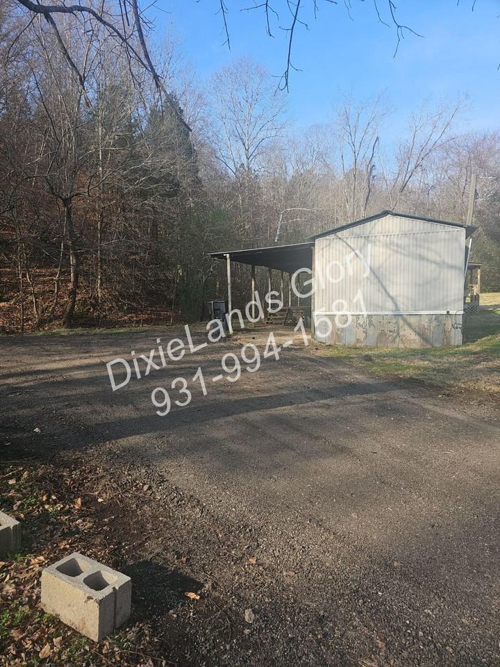 79 Jarrett Ln - Photo 3 of 19