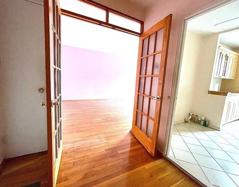 1916 Avenue N #E - Photo 2 of 13