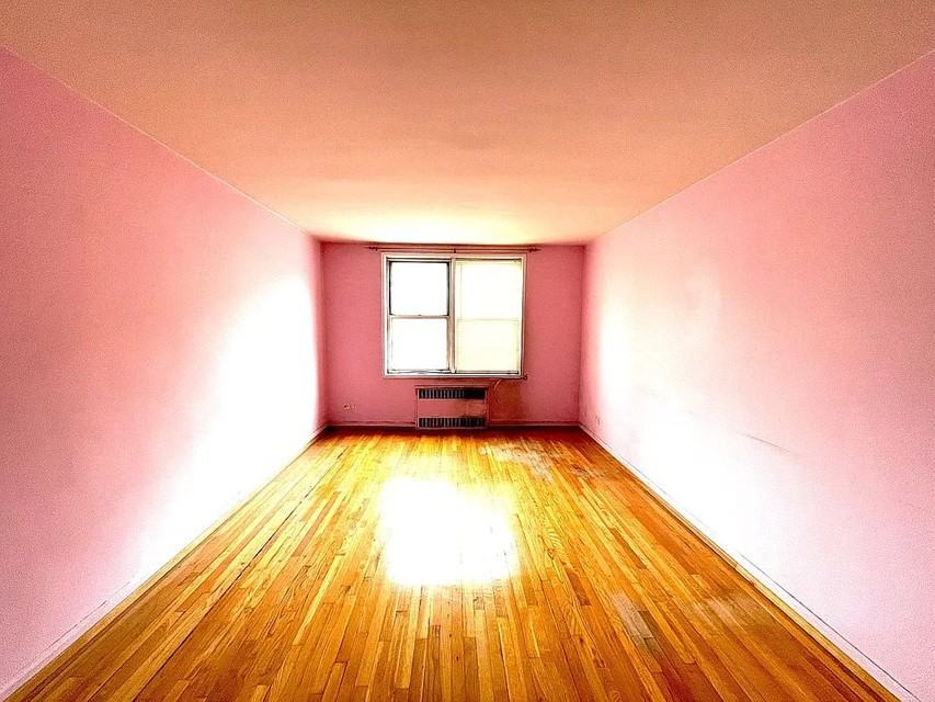 1916 Avenue N #E - Photo 4 of 13