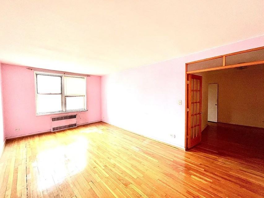 1916 Avenue N #E - Photo 6 of 13