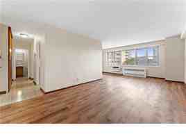 featured image of 2942 W 5th St #4O
