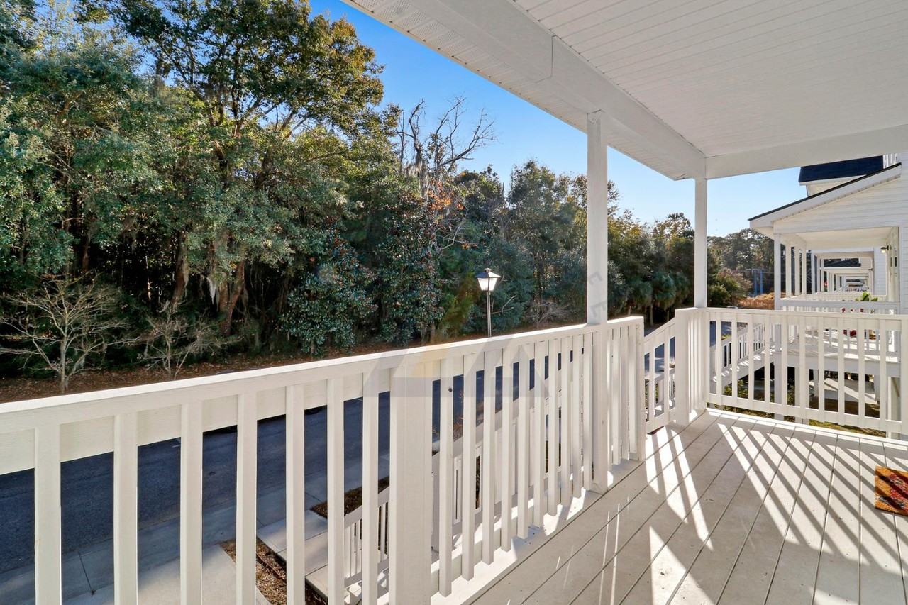 142 Palmetto Breeze Cir - Photo 4 of 11