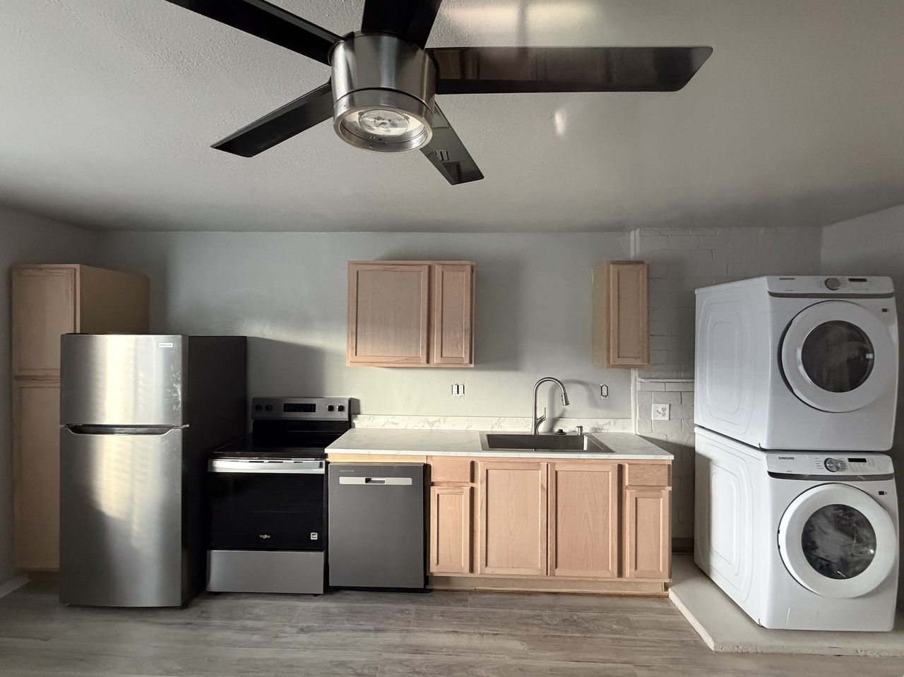 2116 S Longmont Ave #NA - Photo 2 of 3