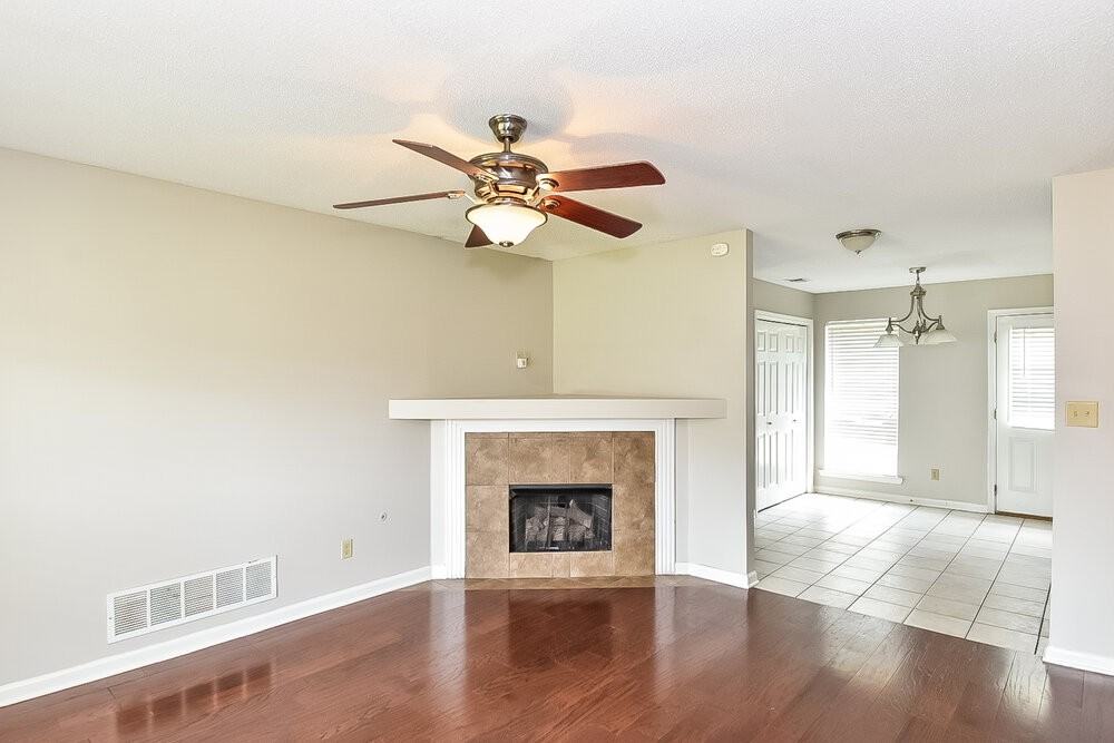 4483 Shadow Glen Cv - Photo 5 of 17