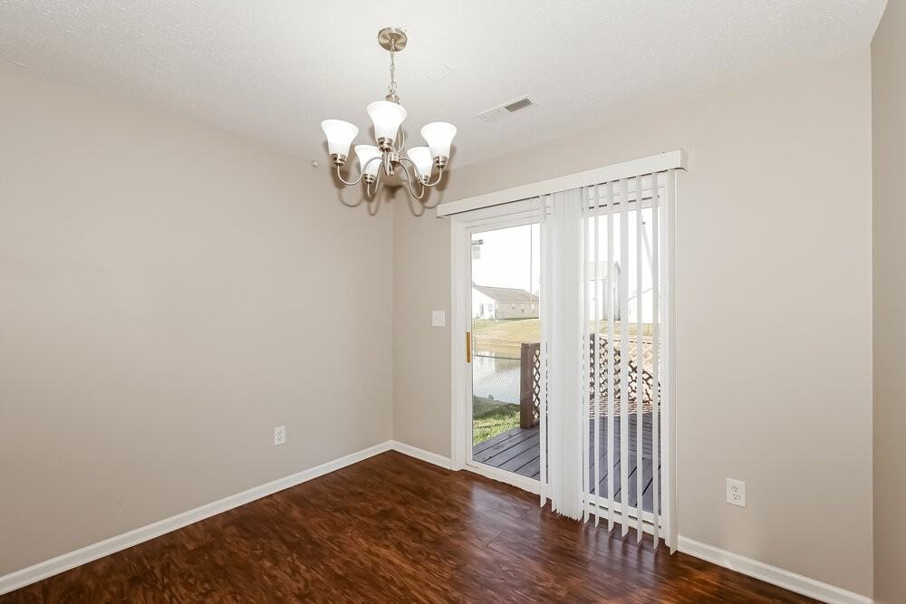 648 Cloverfield Ln - Photo 7 of 16