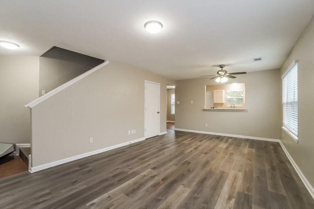 4430 Amaryllis Ave - Photo 4 of 17