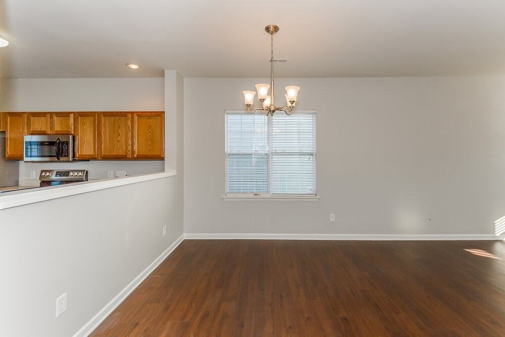 2619 Rozzelles Landing Dr - Photo 3 of 15