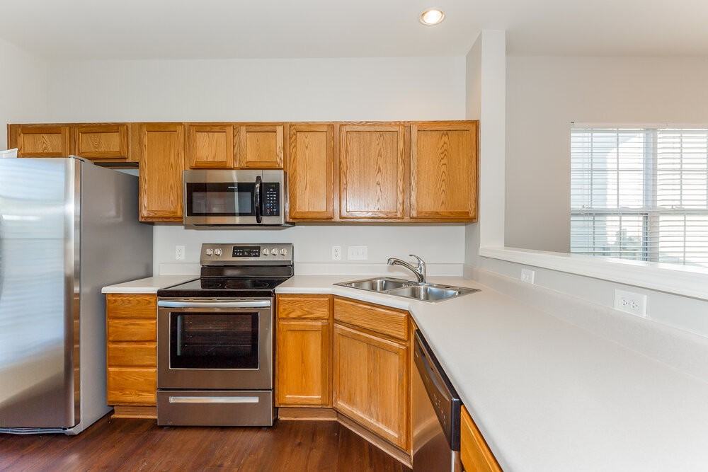 2619 Rozzelles Landing Dr - Photo 5 of 15