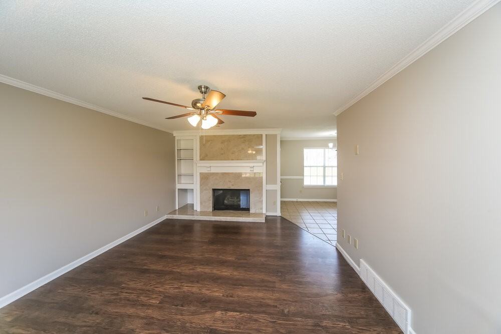 5180 Plum Tree Dr - Photo 3 of 16