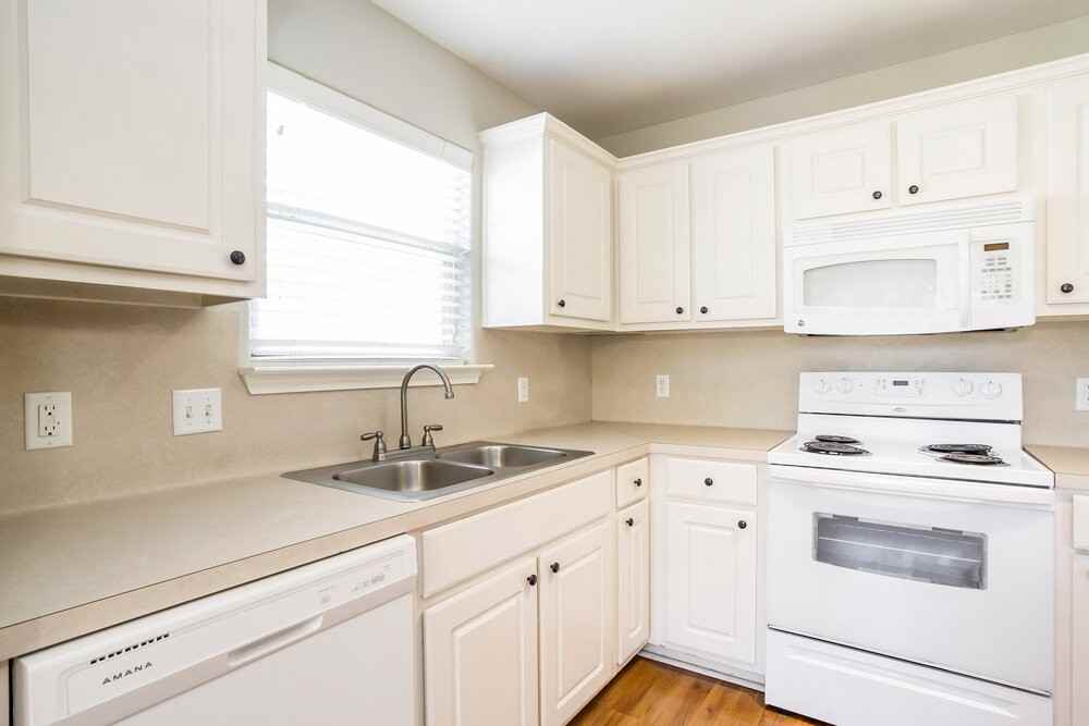 4719 San Antonio River Dr - Photo 7 of 16