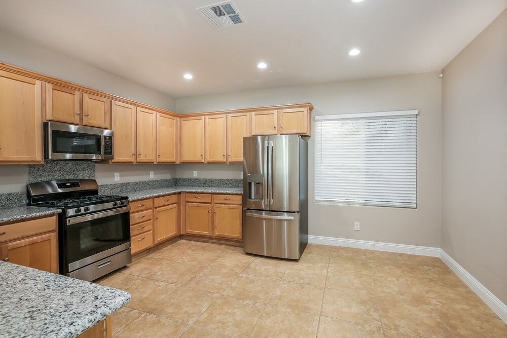 7241 Fairwind Acres Pl - Photo 7 of 16