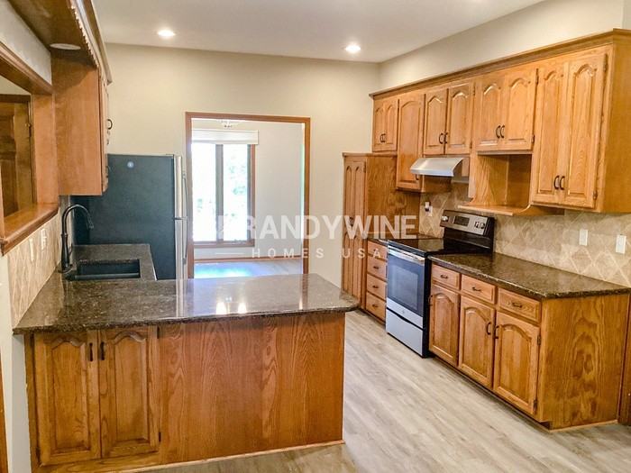 18400 E 26th Terrace Ct S - Photo 6 of 17