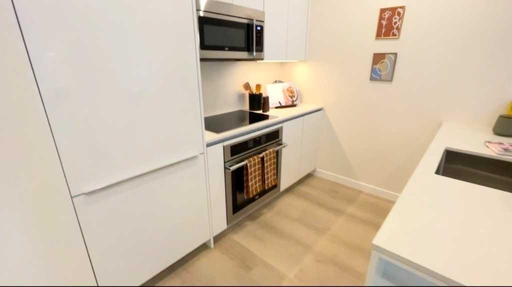 50 Broad St #2506 - Photo 2 of 7