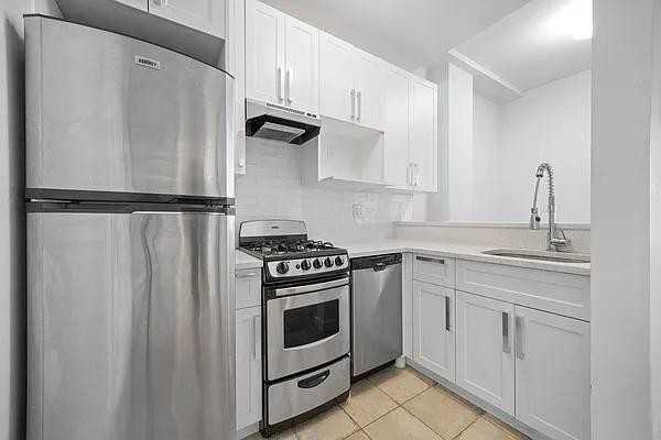 Fulton St #12G - Photo 6 of 7