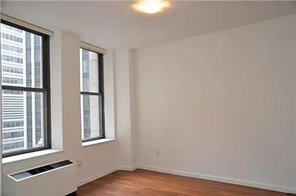 Wall Street Ct #1304 - Photo 4 of 8