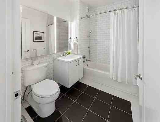 Pine St #2410 - Photo 4 of 9