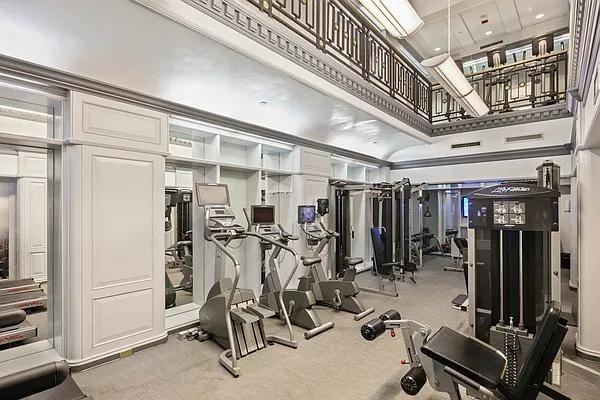 Maiden Ln - Photo 7 of 10