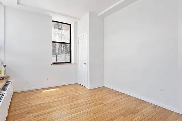 Fulton St #15H - Photo 4 of 9