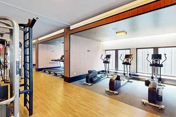 Wall St #517 - Photo 5 of 6