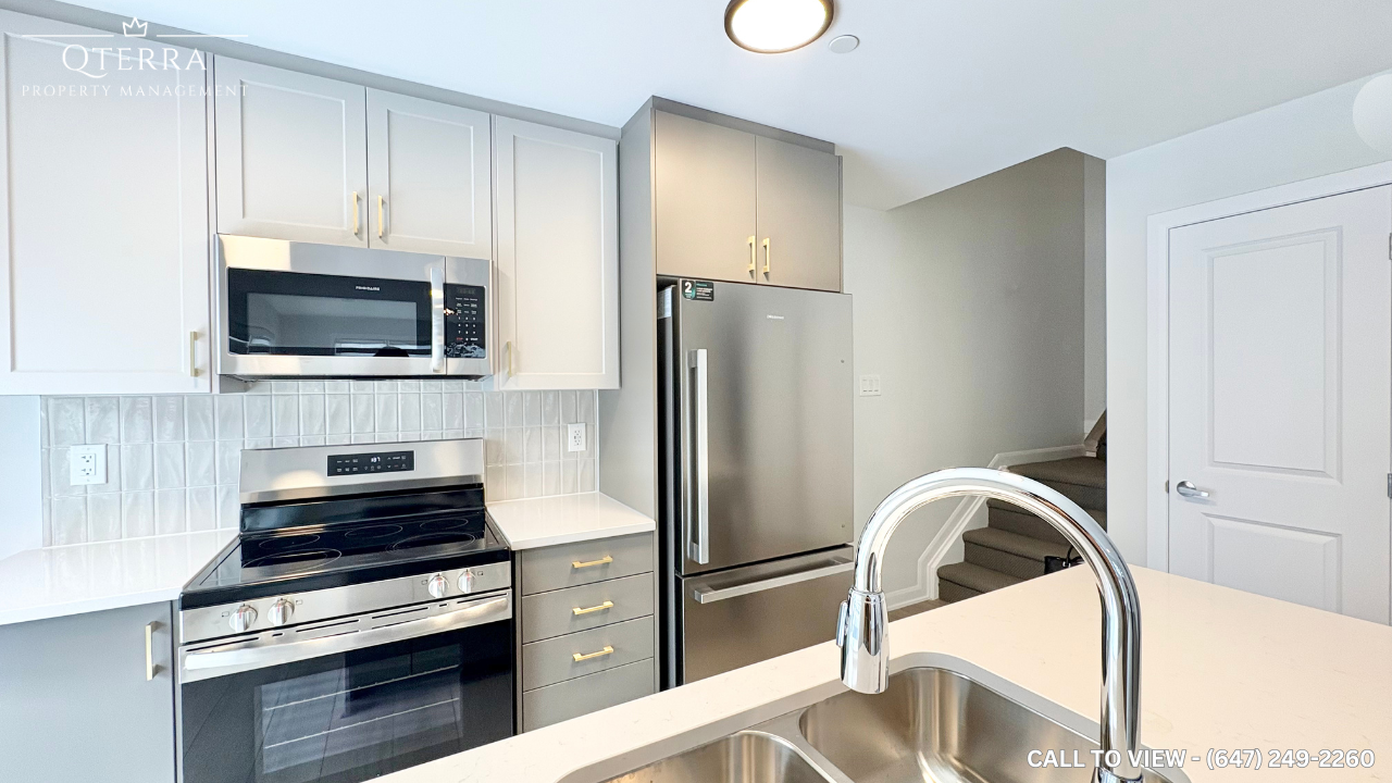 23-701 Glenroy Gilbert Dr, Nepean, Ontario K2J 5W2 - Photo 3 of 11