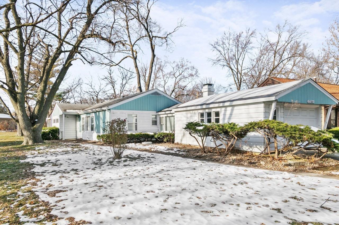 17306 Holmes Ave - Photo 2 of 17