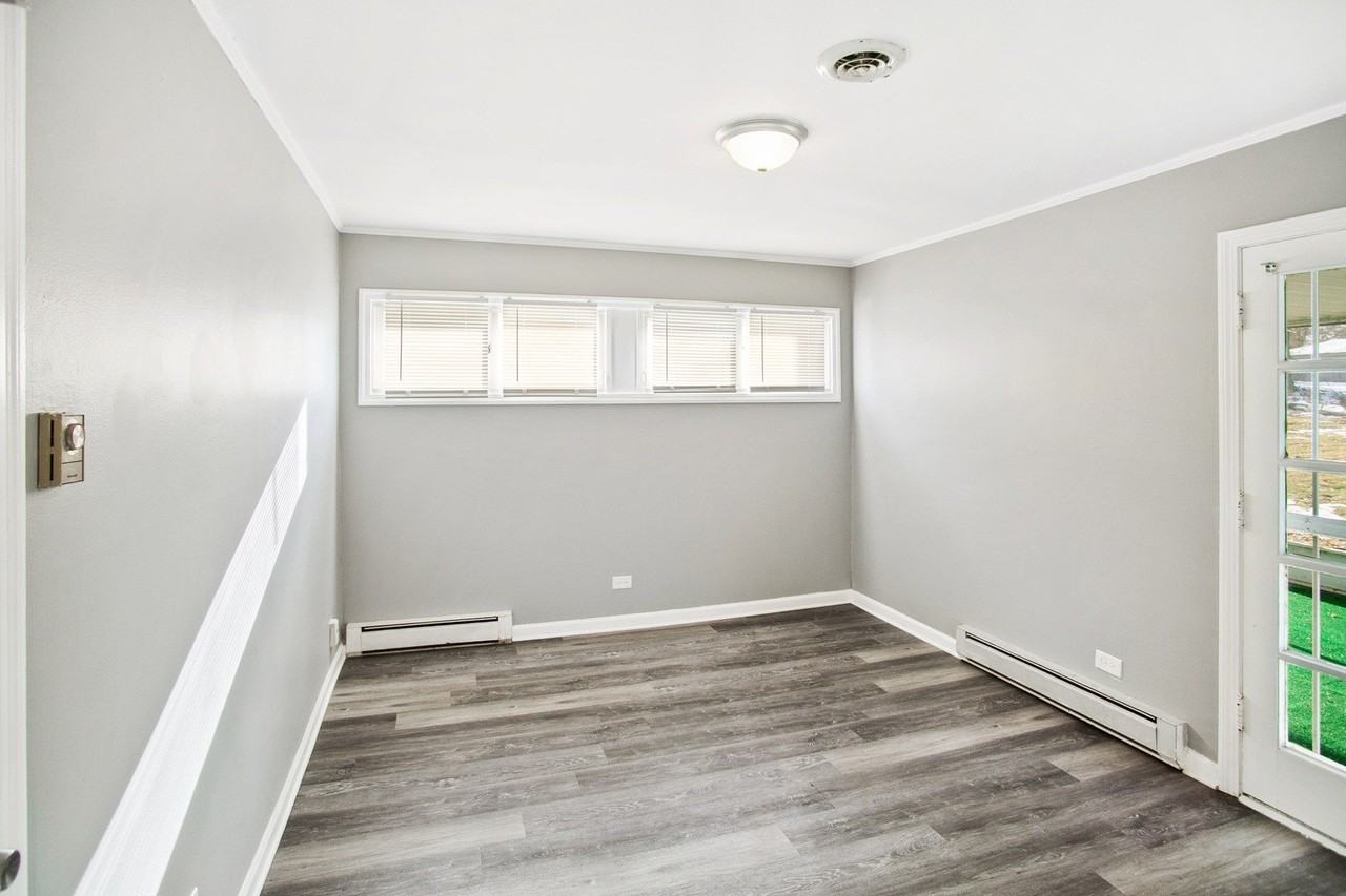 17306 Holmes Ave - Photo 7 of 17