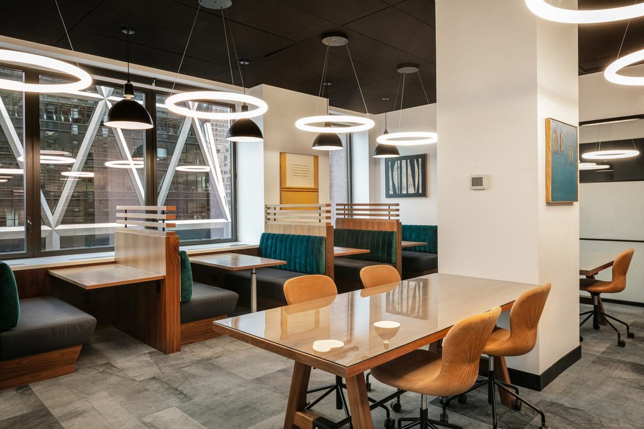 225 W 56th St #1334308P - Photo 5 of 12