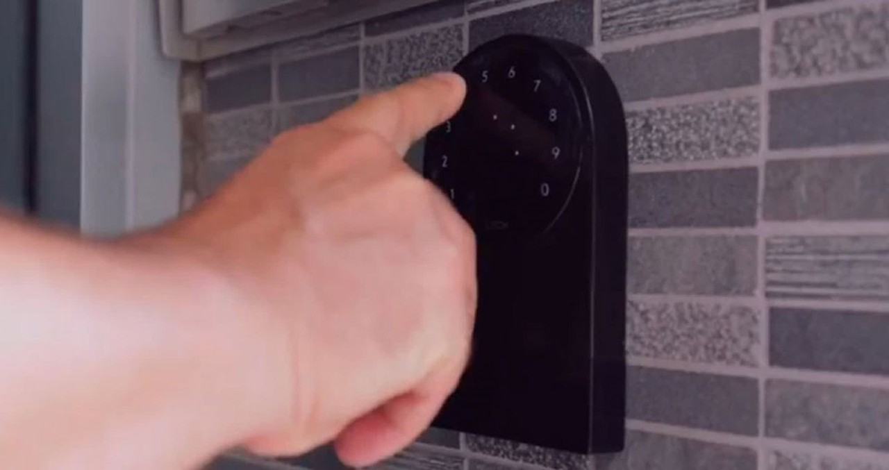 335 E 22nd St #1375250P - Photo 7 of 23