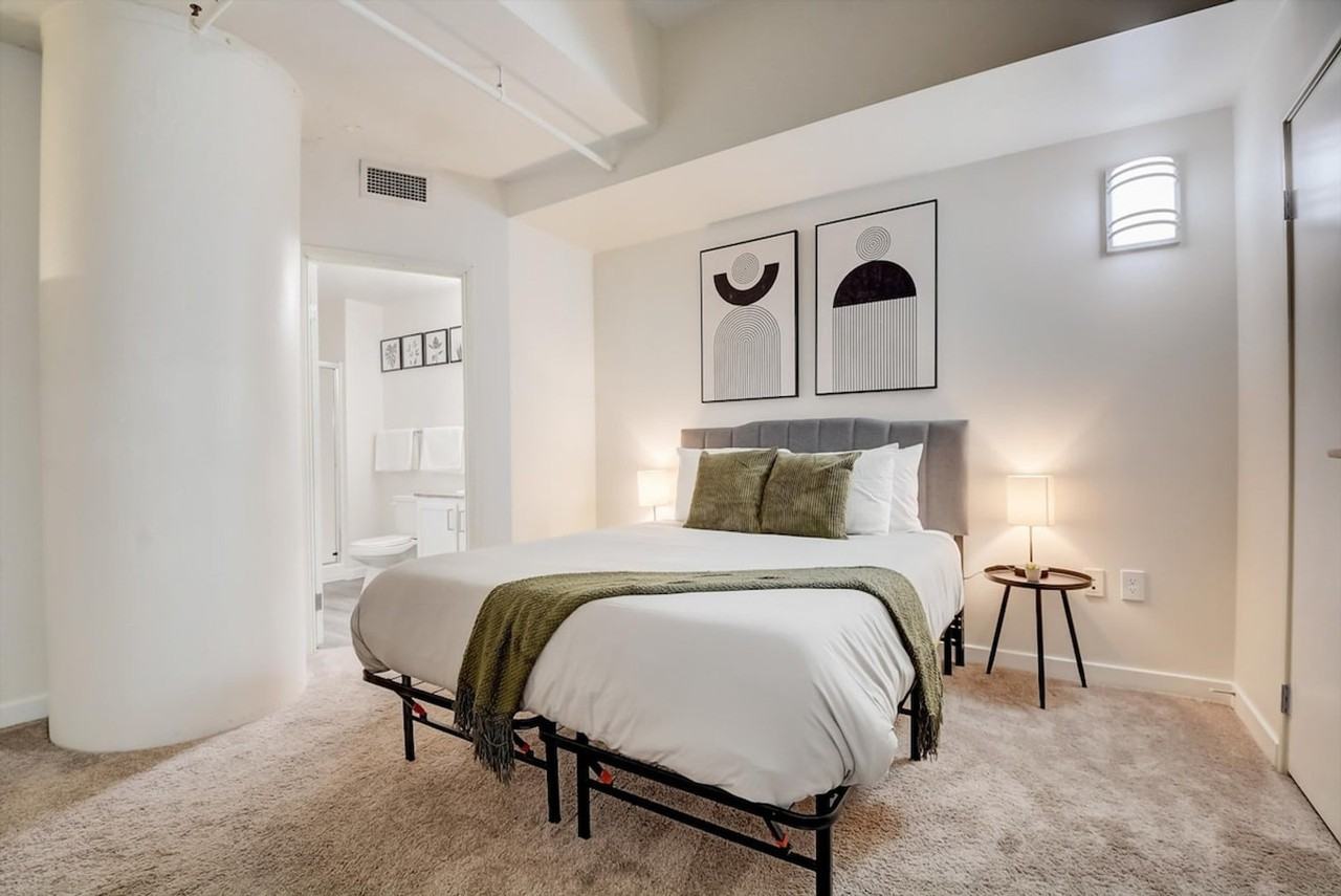 50 N Illinois St #1014584P - Photo 4 of 37