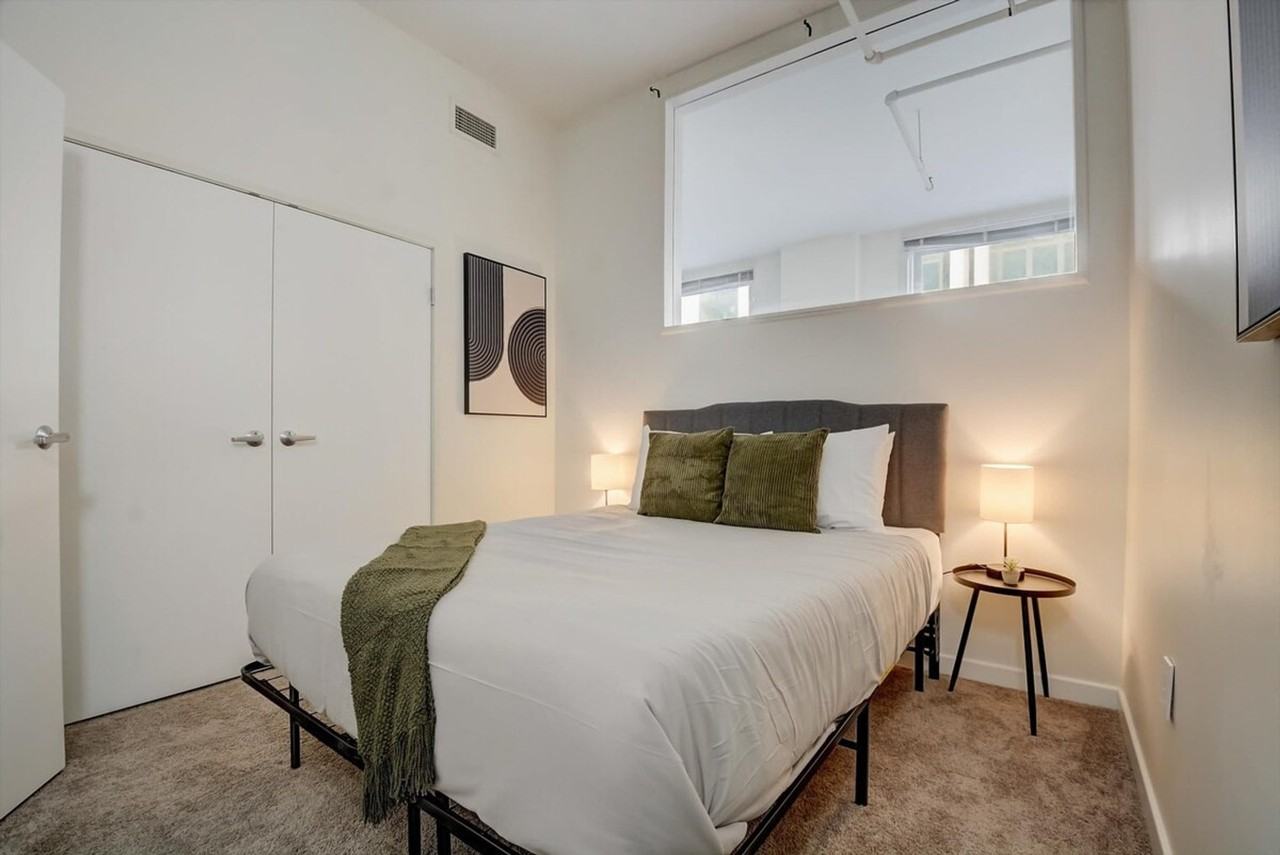 50 N Illinois St #1014584P - Photo 6 of 37