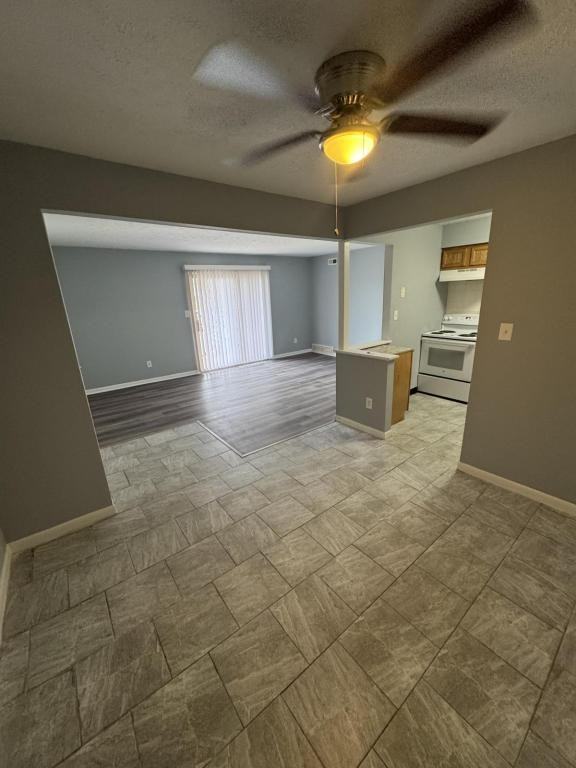 3891 Bennett Rd Apt 4 - Photo 4 of 15