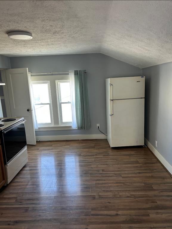 604 1/2 Douglas St #2 - Photo 2 of 7