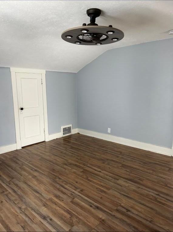 604 1/2 Douglas St #2 - Photo 3 of 7