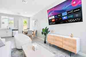 featured image of 6606 W Paradise Ln