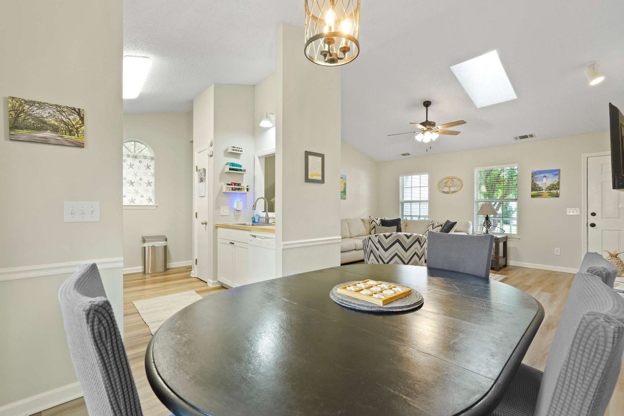 529 Pointe South Dr #1244829P - Photo 6 of 43