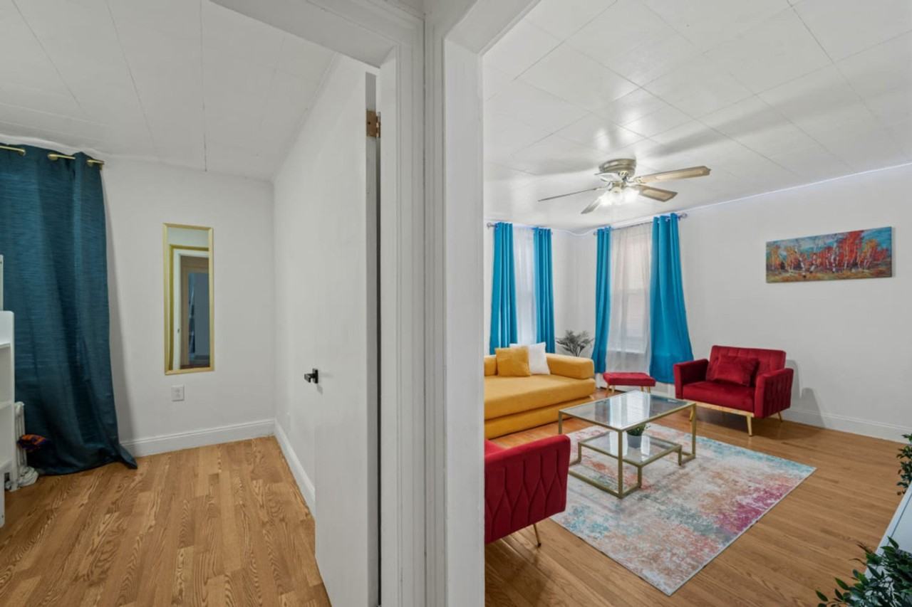 21 Lord Ave #1373036P - Photo 3 of 28