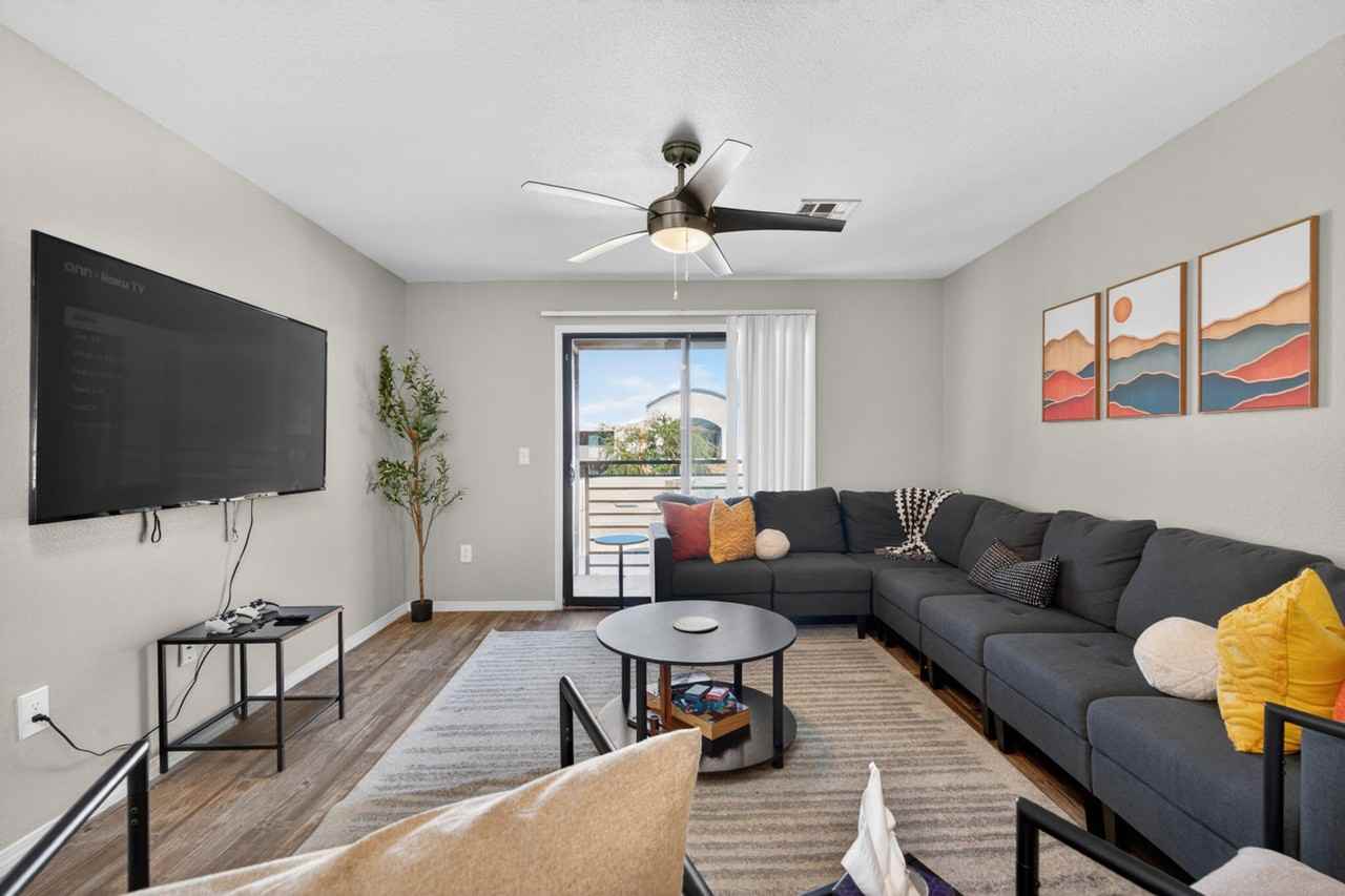 15164 N 140th Dr #1374263P - Photo 5 of 40