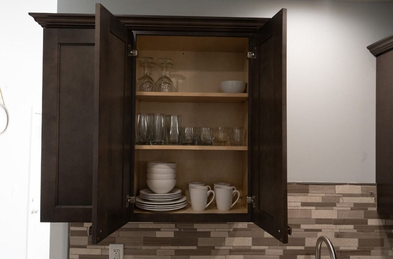 346 Admiral St #1373619P - Photo 4 of 14