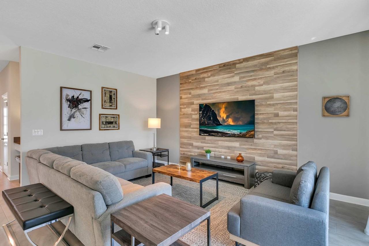 2831 Bookmark Dr #1374600P - Photo 3 of 50