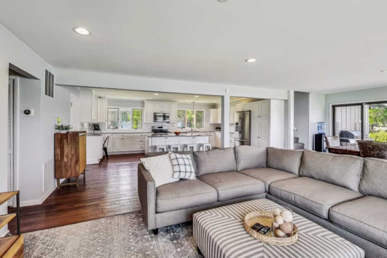 36856 N Hickory Ct #1374780P - Photo 2 of 24