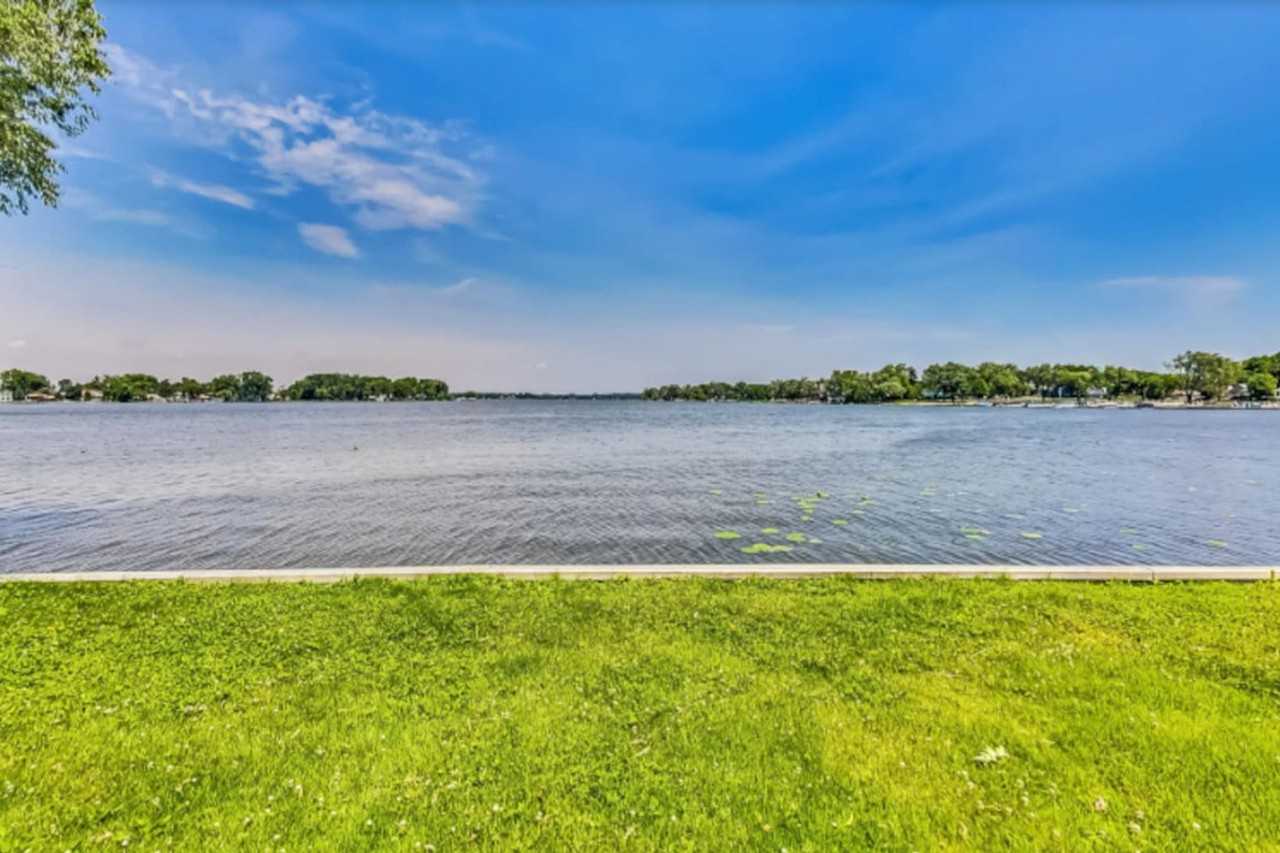 36856 N Hickory Ct #1374780P - Photo 7 of 21