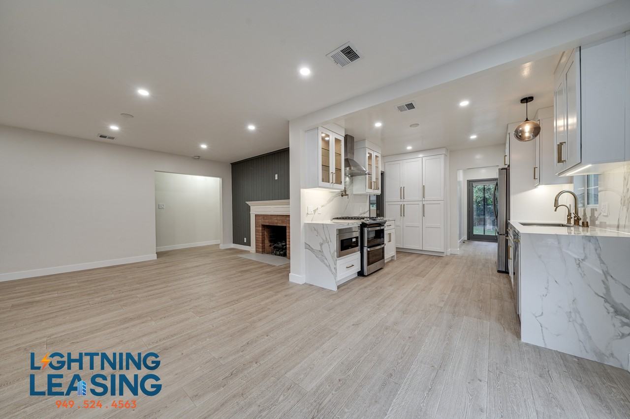 5620 Radford Ave #5620 - Photo 5 of 37